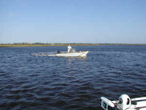 Underway_06.JPG (671916 bytes)